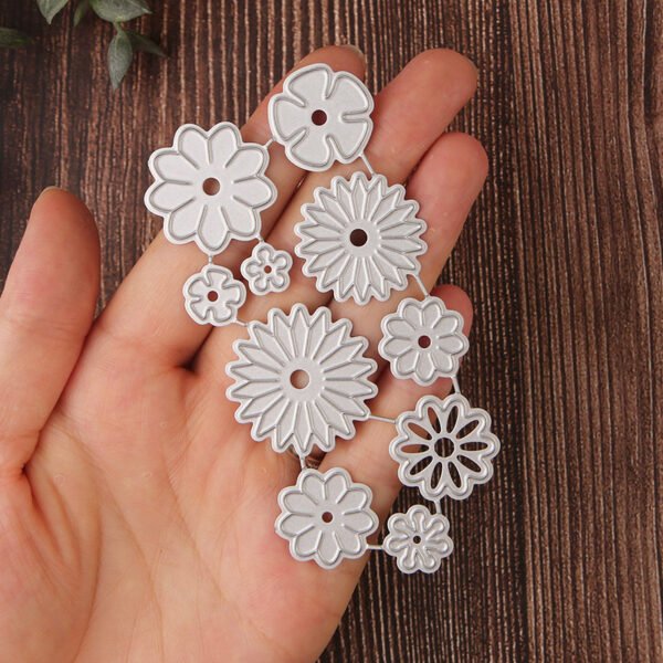 YUHAJO 3PIECES FLOWERS LEAVES DIE CUTS